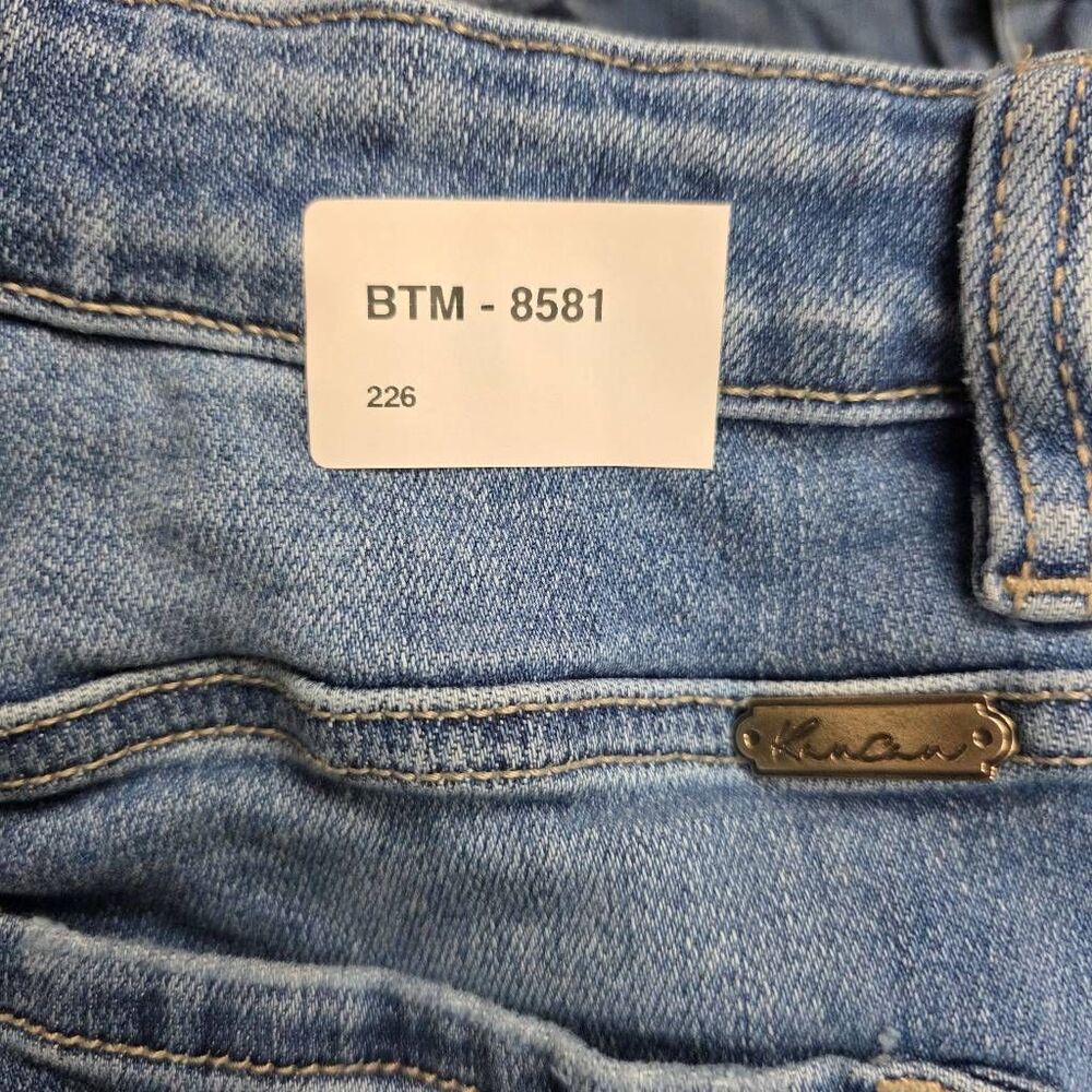 KanCan Signature Jeans Size 30 Straight Crop - Picture 8 of 8